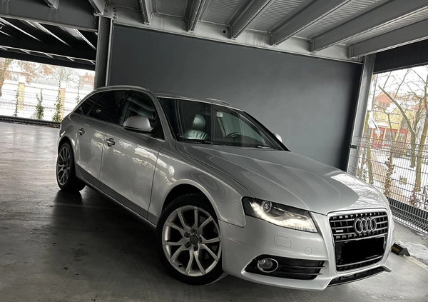 Audi A4 cena 33800 przebieg: 242600, rok produkcji 2009 z Malbork małe 301